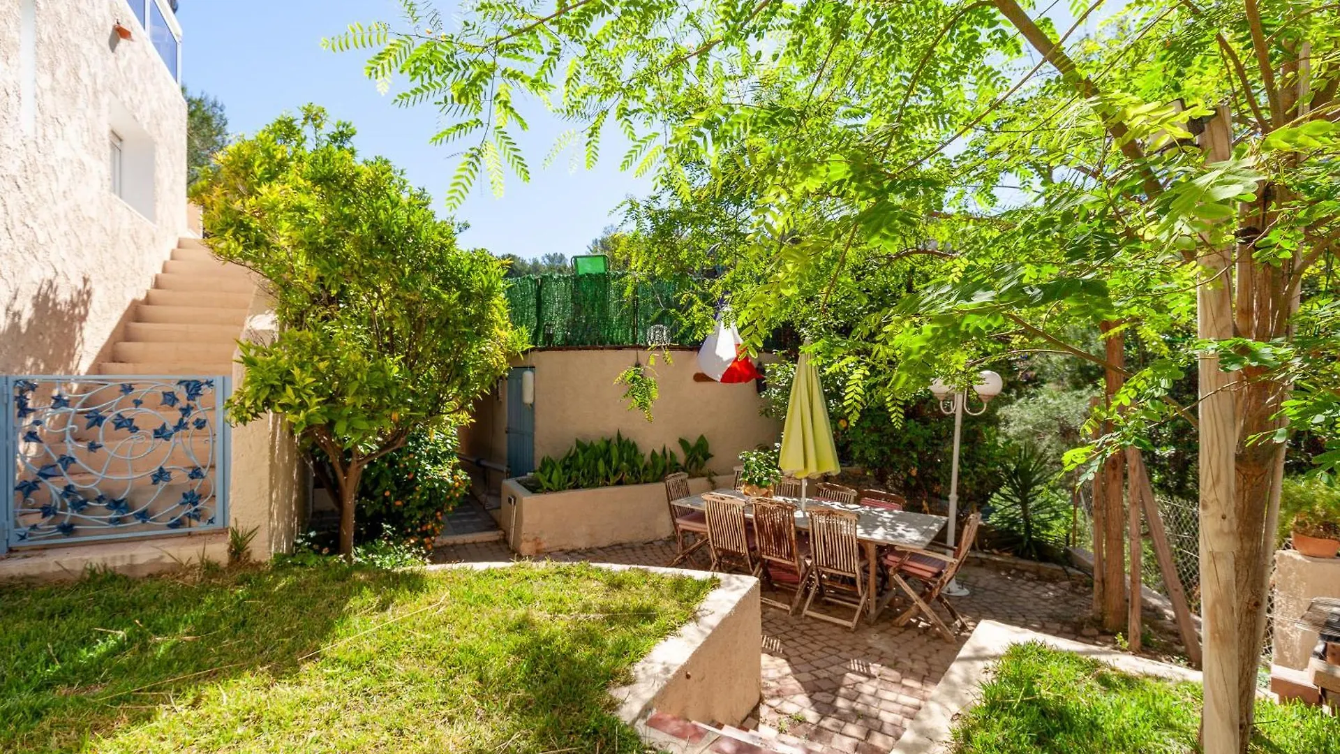 Villa Familidy Bandol 0*,